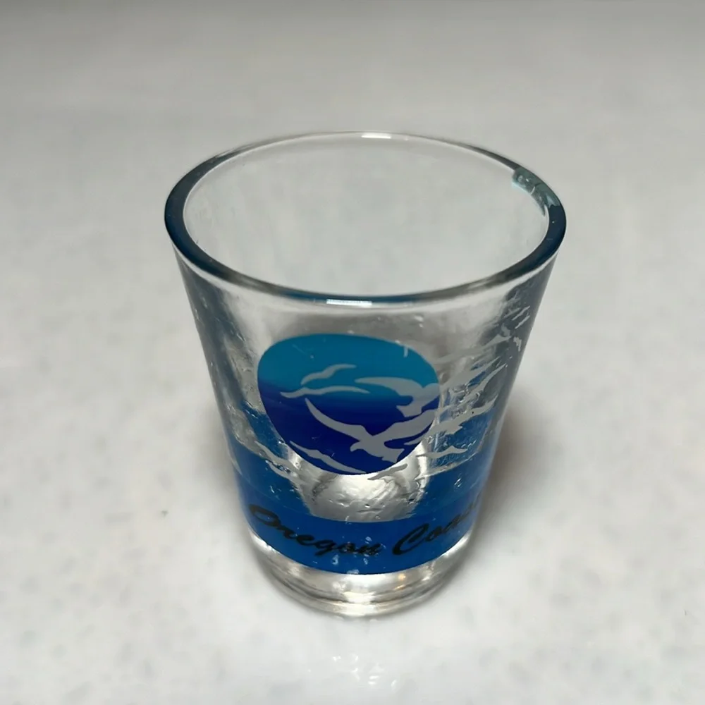 Assorted Ocean Themed Items Bells, Mug, Shoot Glass, Decoration - Picture 12 of 12